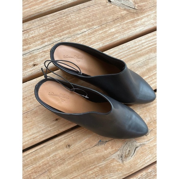Universal Thi Goods Co. Women Black Heeled Mules Shoes Size 6.5 - Picture 2 of 6
